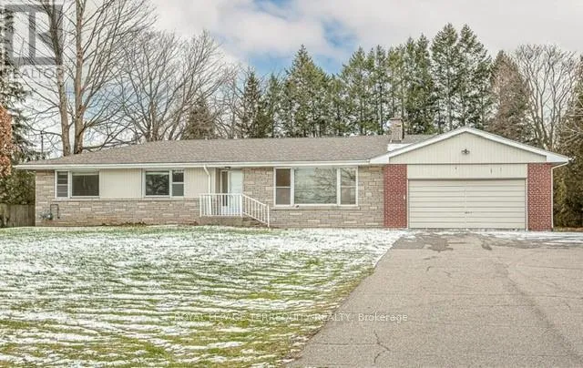 House for rent: 412 Winston Churchill Boulevard, Oakville, Ontario L6J 7X2