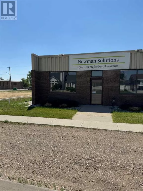Offices for rent: 413 3 Avenue N, Vauxhall, Alberta T0K 2K0