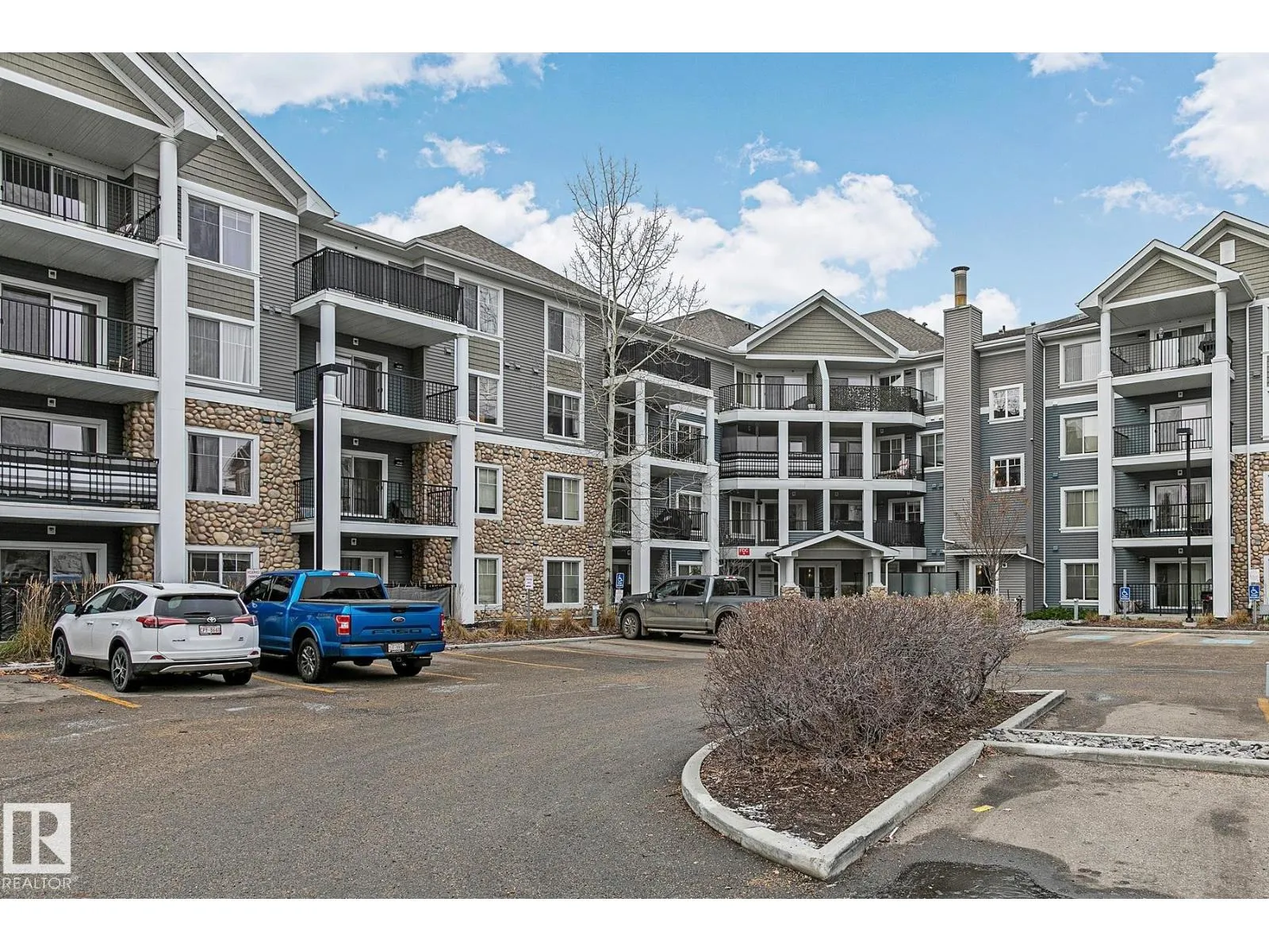 Apartment for rent: #413 6084 Stanton Dr Sw, Edmonton, Alberta T6X 0Z4