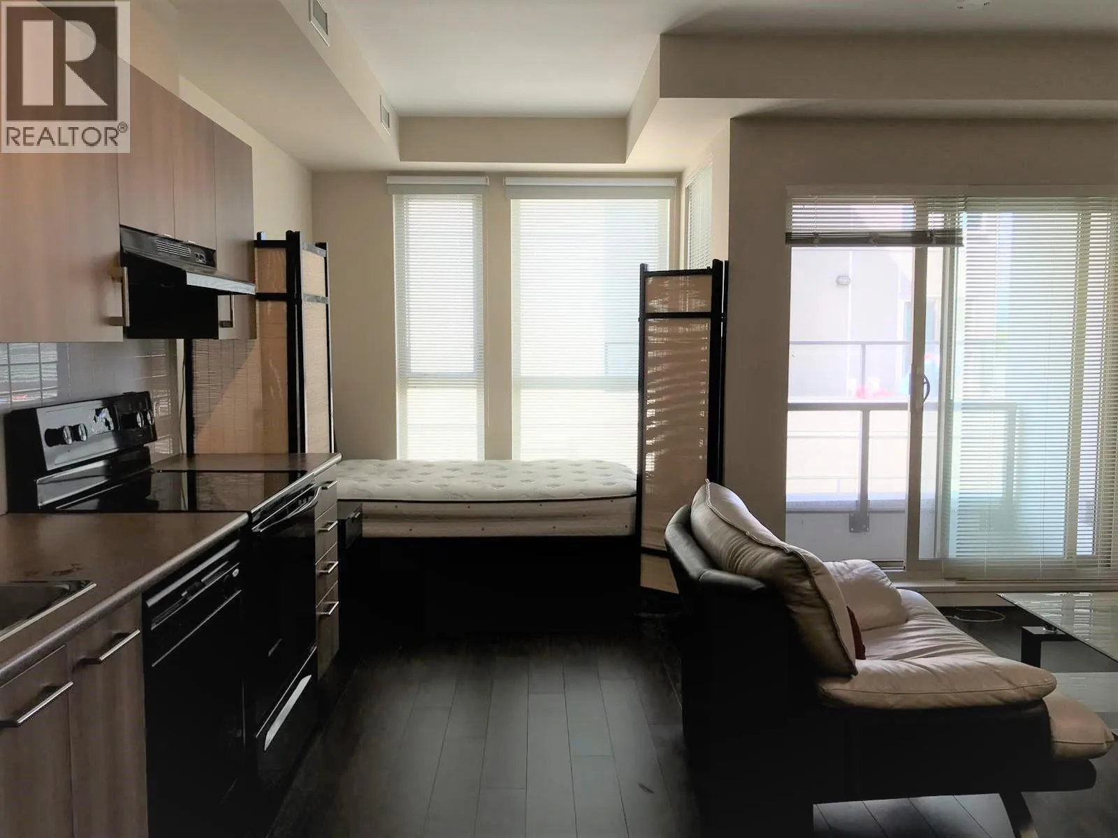 Apartment for rent: 4133 Stolberg Street, Richmond, British Columbia V6X 0J3