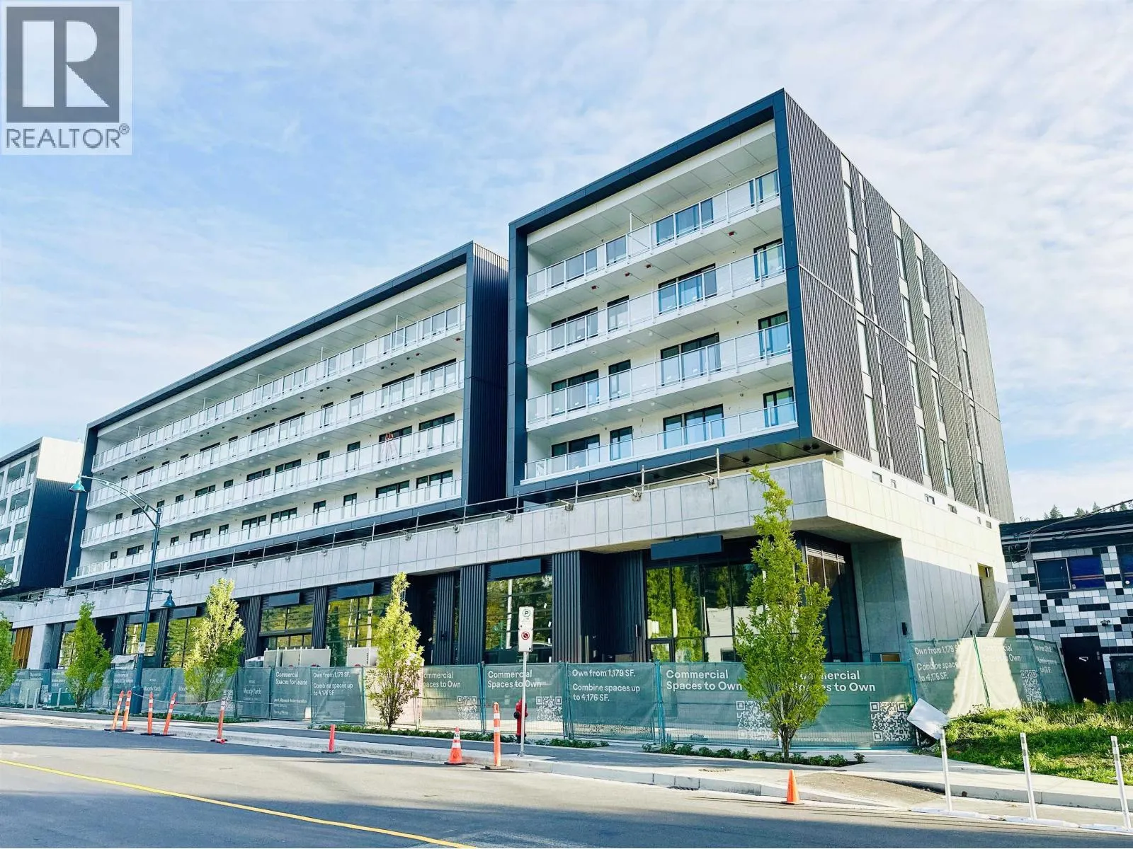 Apartment for rent: 414 3055 Murray Street, Port Moody, British Columbia V3H 0P4