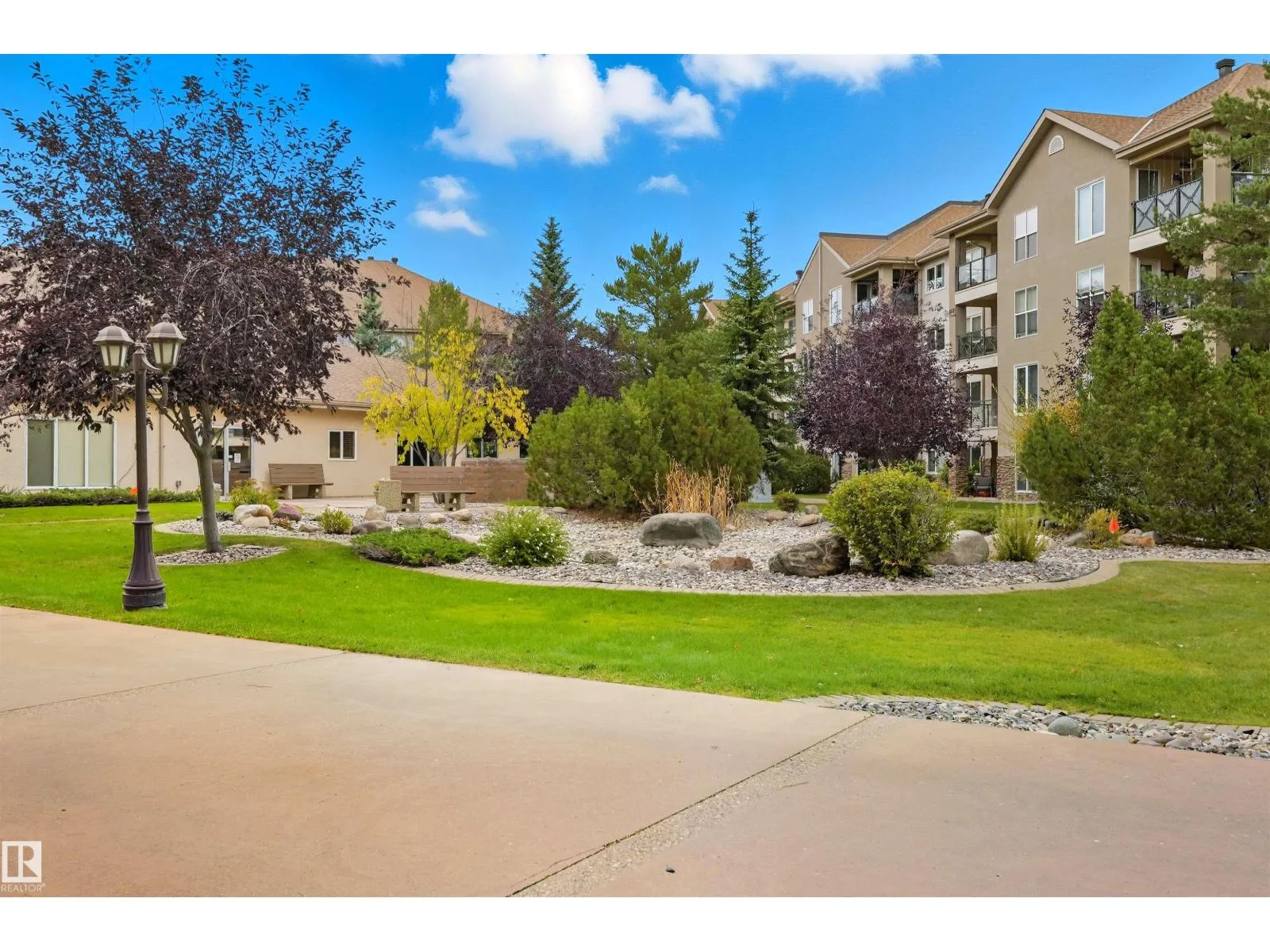 Apartment for rent: #414 8942 156 St Nw, Edmonton, Alberta T5R 5Z5