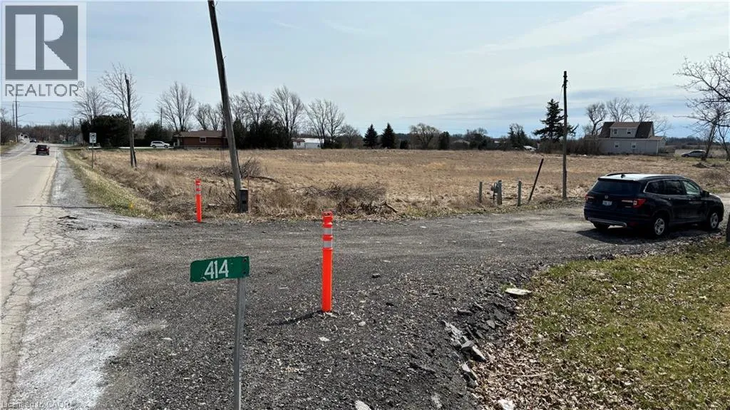 414 Mud Street E Unit# Garages, Stoney Creek, Ontario L8J 3C6