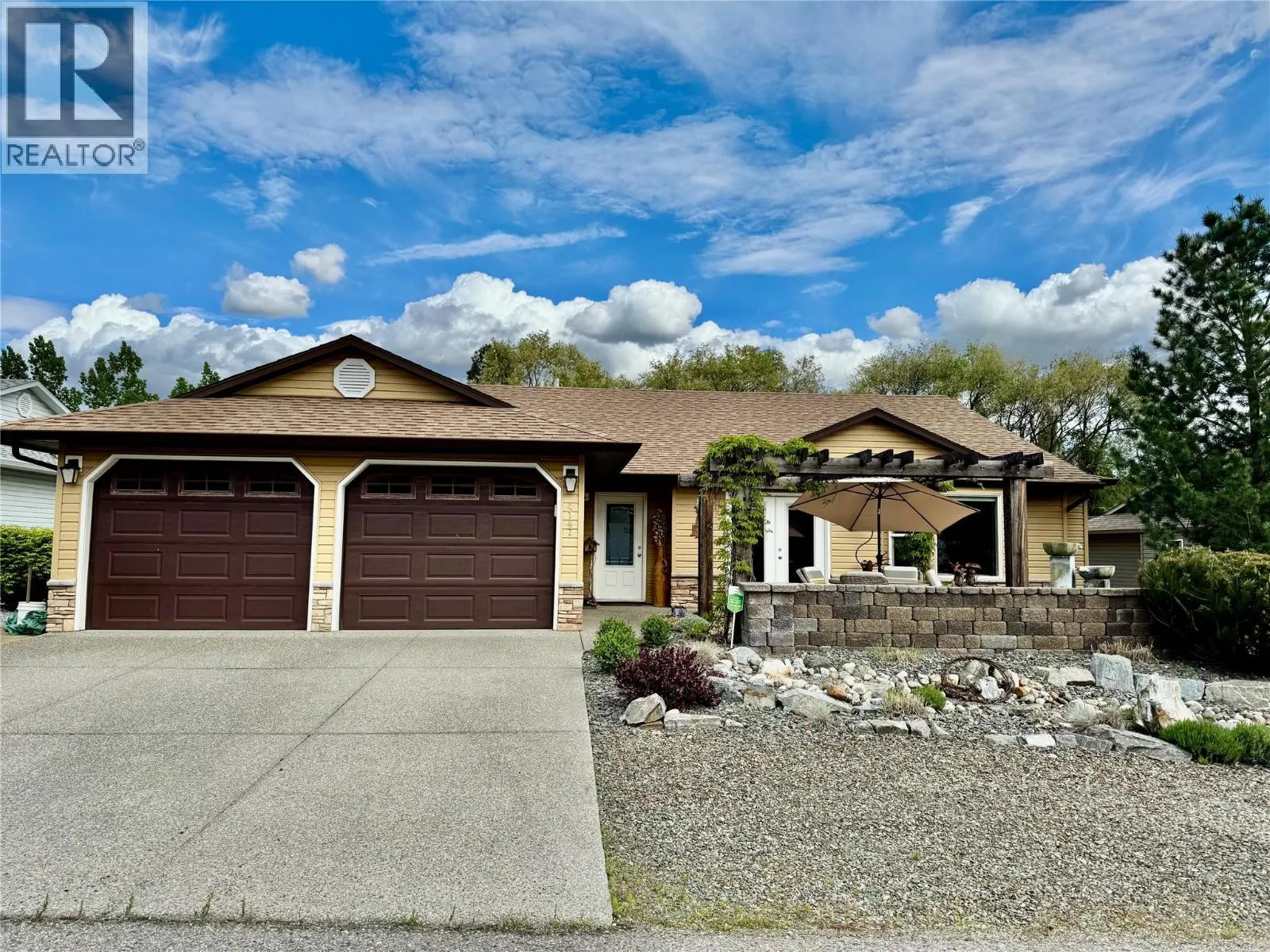 House for rent: 4147 4th Street, Vernon, British Columbia V1H 1Z1