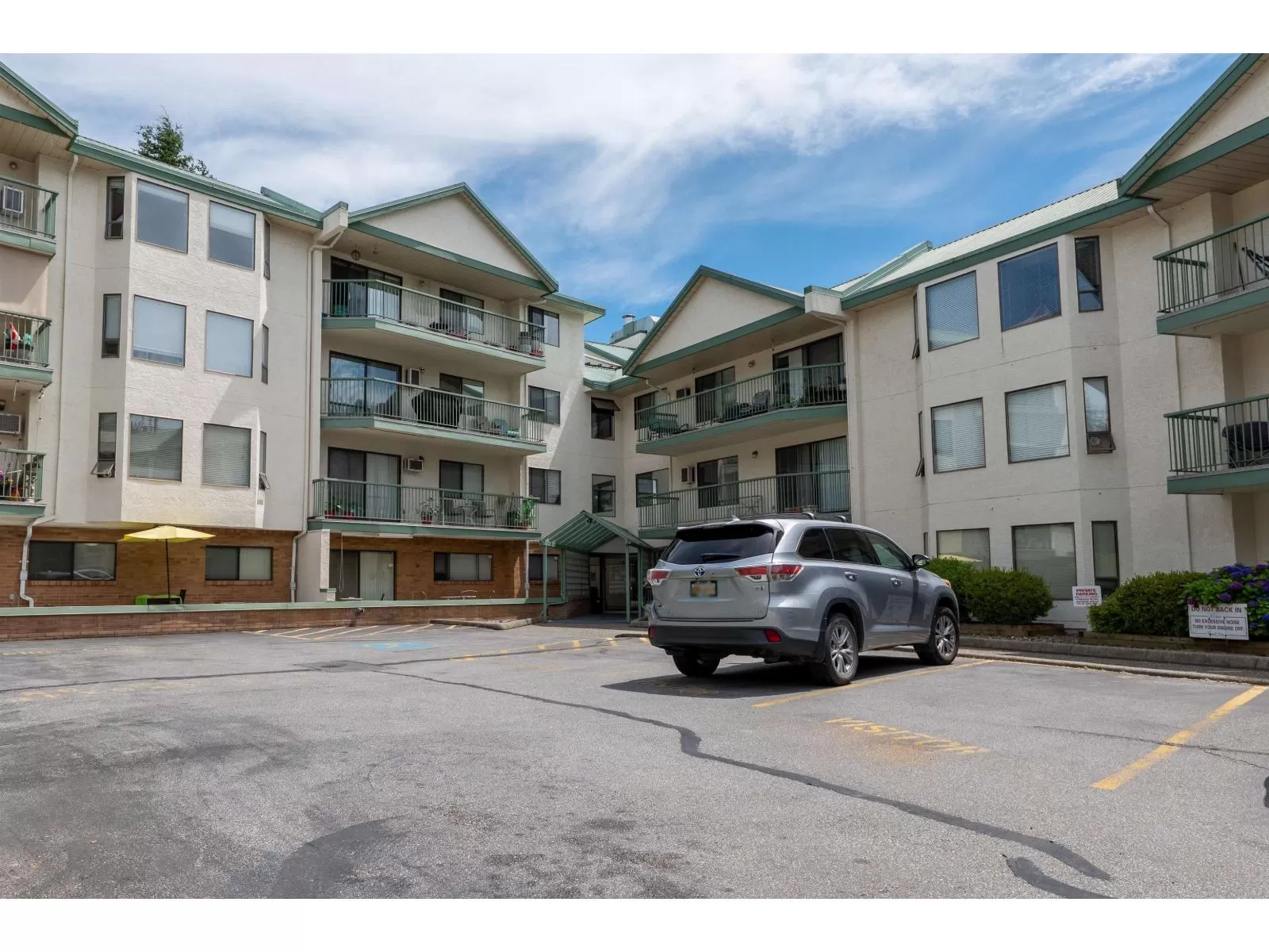 Apartment for rent: 415 2678 Mccallum Road, Abbotsford, British Columbia V2S 6X3