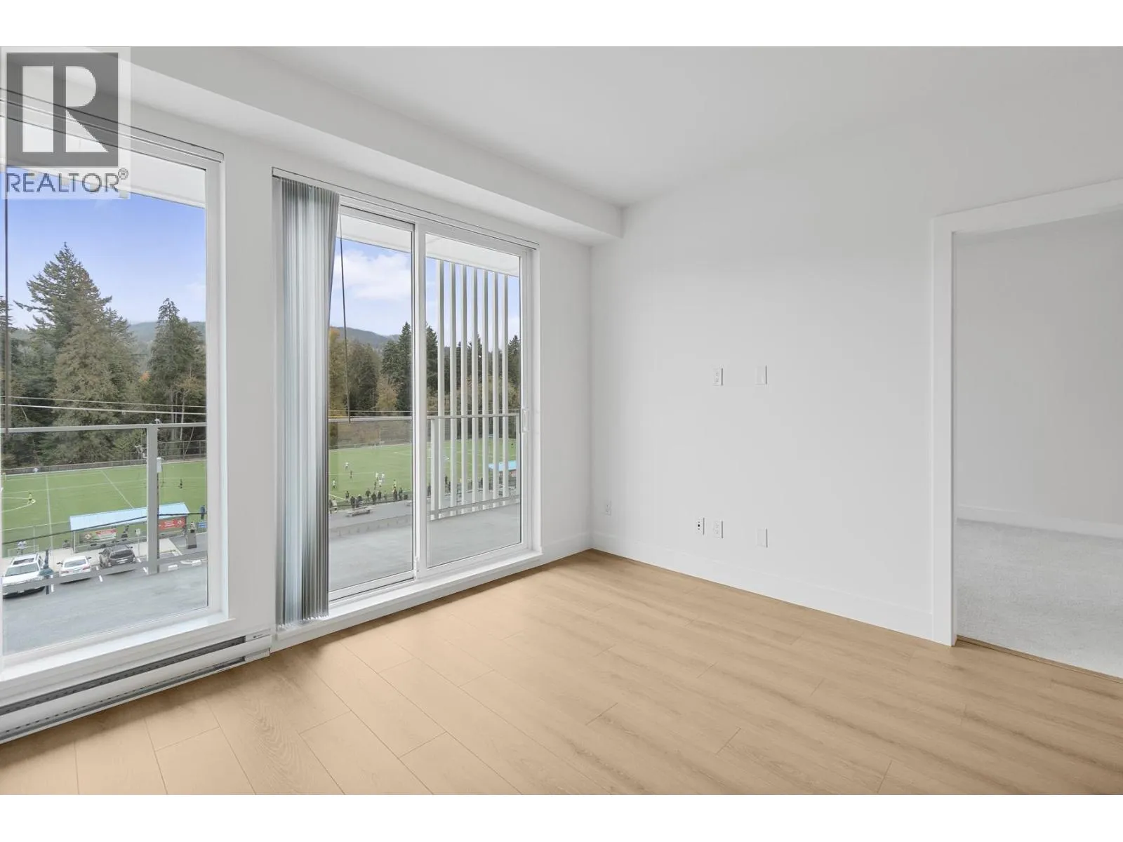 Apartment for rent: 415 3075 Murray Street, Port Moody, British Columbia V3H 0N9