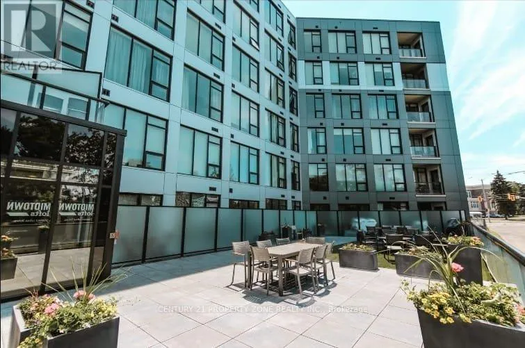 Apartment for rent: 415 - 690 King Street W, Kitchener, Ontario N2G 1G4