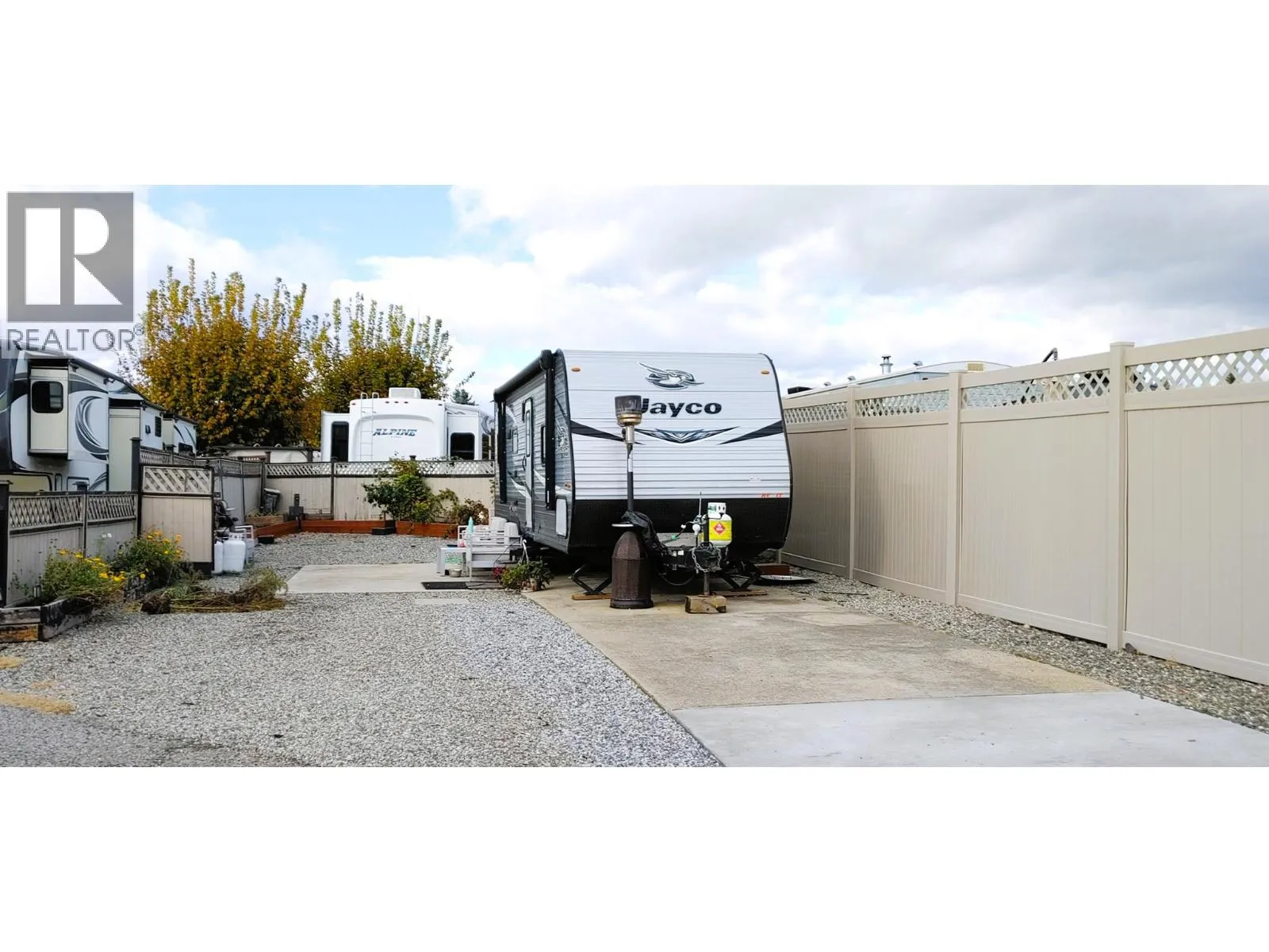 Other for rent: 415 Commonwealth Road Unit# 114, Kelowna, British Columbia V4V 1P4