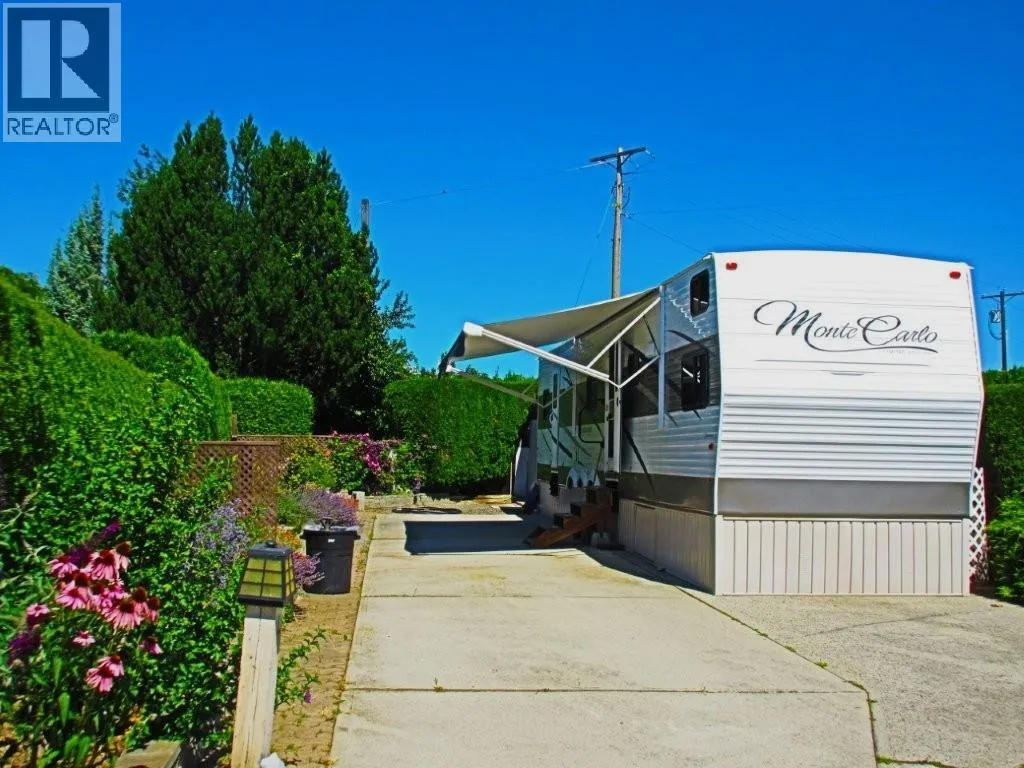 Park Model Mobile Home for rent: 415 Commonwealth Road Unit# 301, Kelowna, British Columbia V4V 1P4