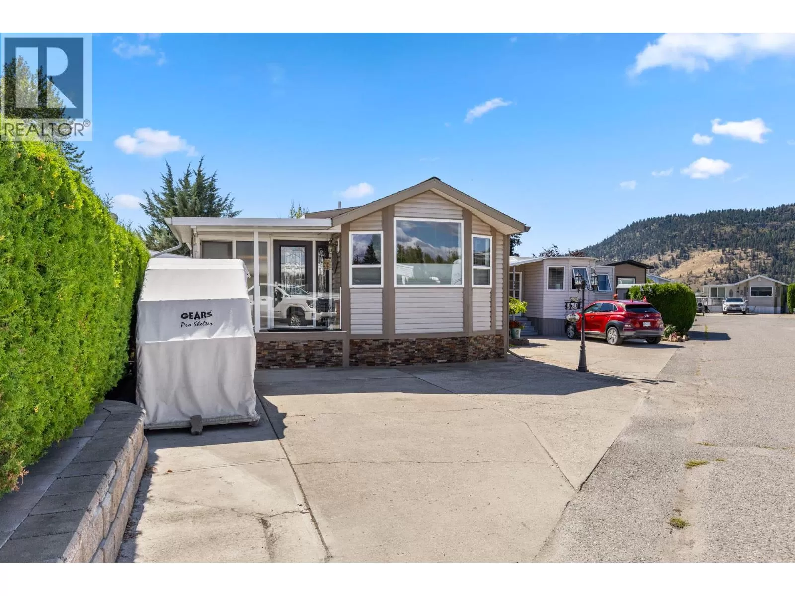 Park Model Mobile Home for rent: 415 Commonwealth Road Unit# 363 Lot# 363, Kelowna, British Columbia V4V 1P4