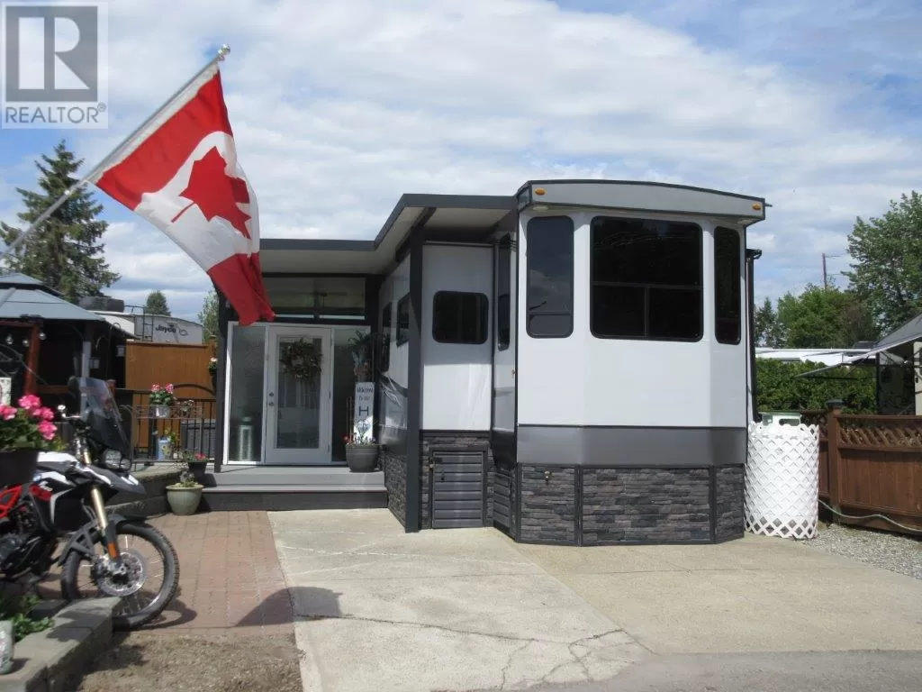 Park Model Mobile Home for rent: 415 Commonwealth Road Unit# 410, Kelowna, British Columbia V4V 1P4