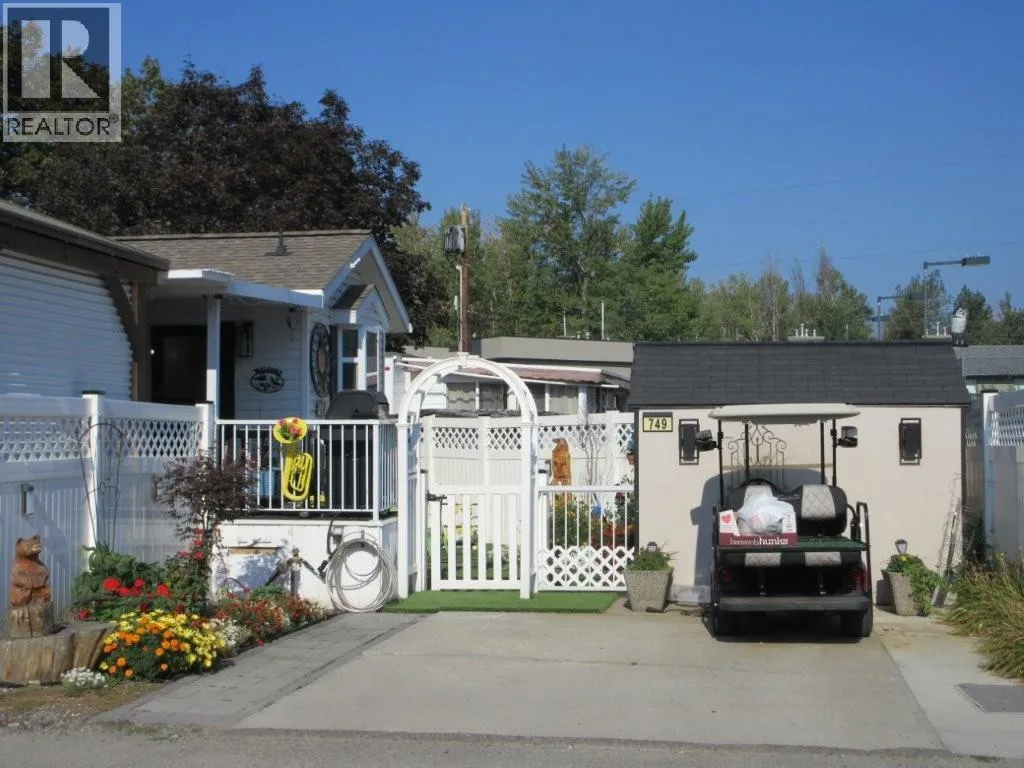 Park Model Mobile Home for rent: 415 Commonwealth Road Unit# 749, Kelowna, British Columbia V4V 1P4