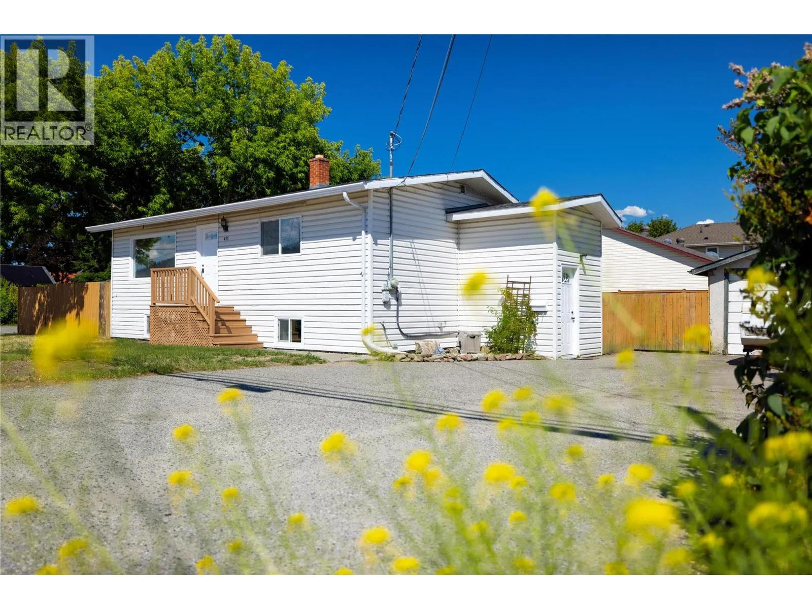 House for rent: 415 Gerstmar Road, Kelowna, British Columbia V1X 4B2