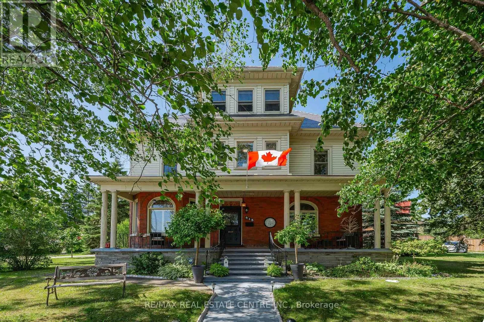 House for rent: 415 Wallace Ave Avenue N, North Perth, Ontario N4W 1L5