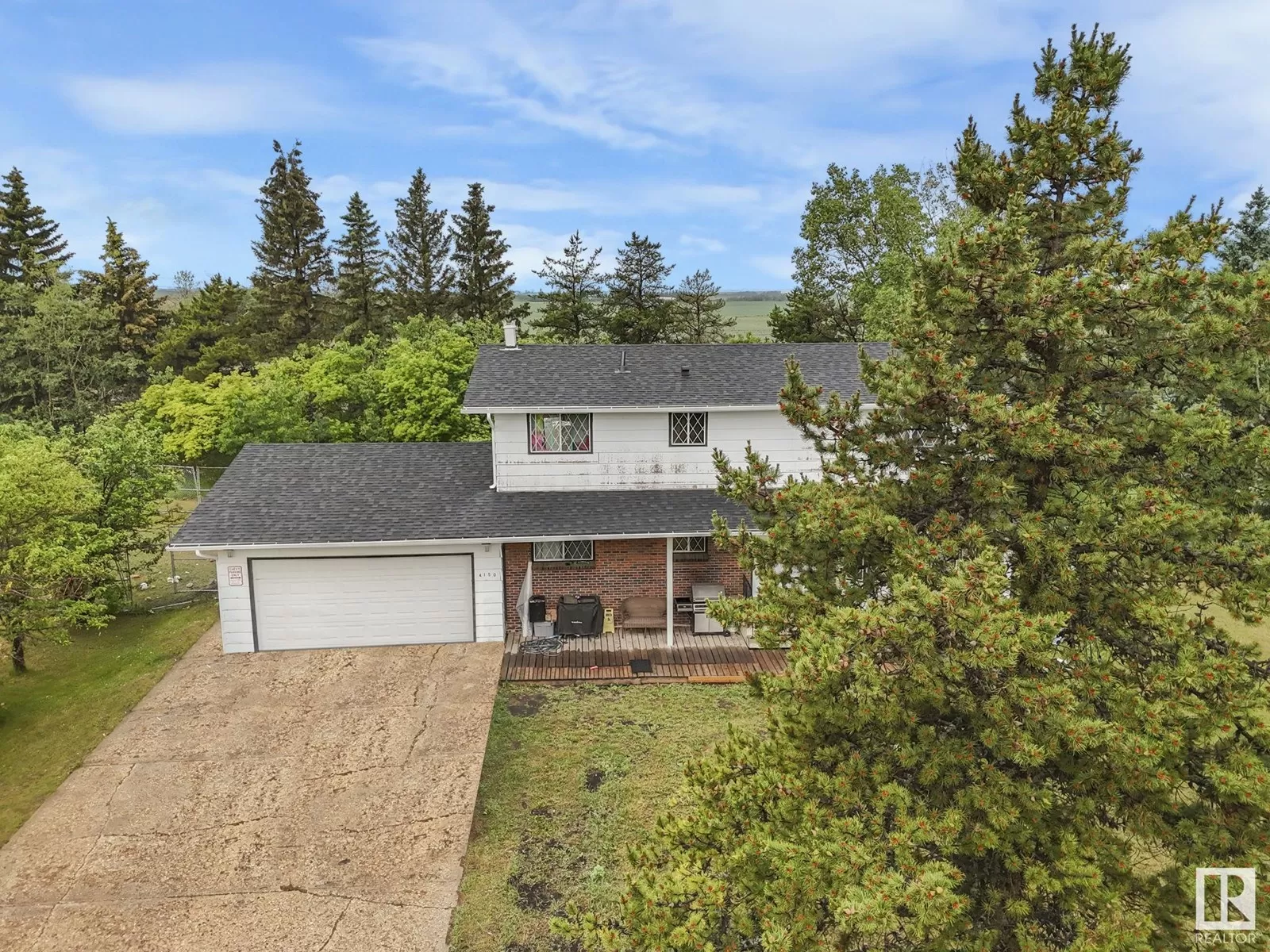 House for rent: 4150 195 Av Nw, Edmonton, Alberta T5Y 6N4