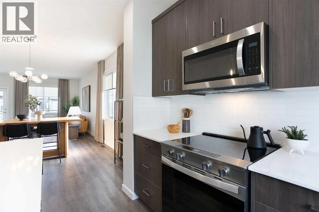 Row / Townhouse for rent: 416, 1750 Rangeview Drive Se, Calgary, Alberta T3M 2B6