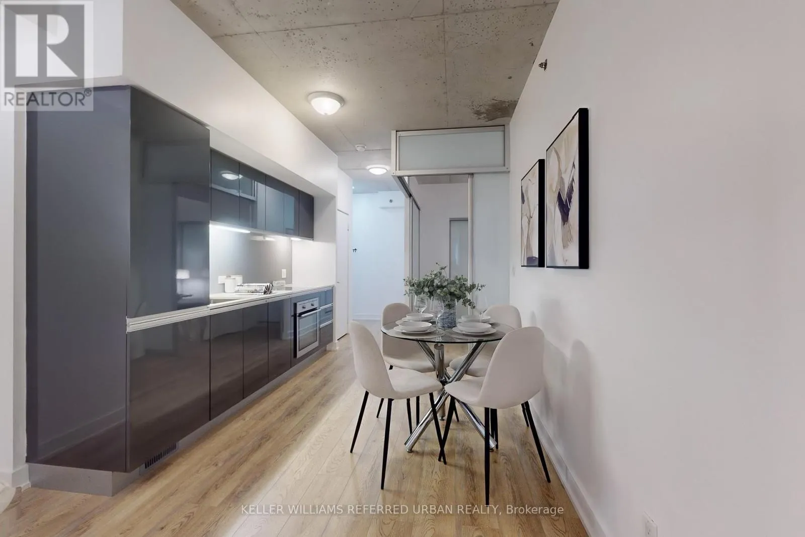 Apartment for rent: 416 - 20 Gladstone Avenue, Toronto, Ontario M6J 3K6