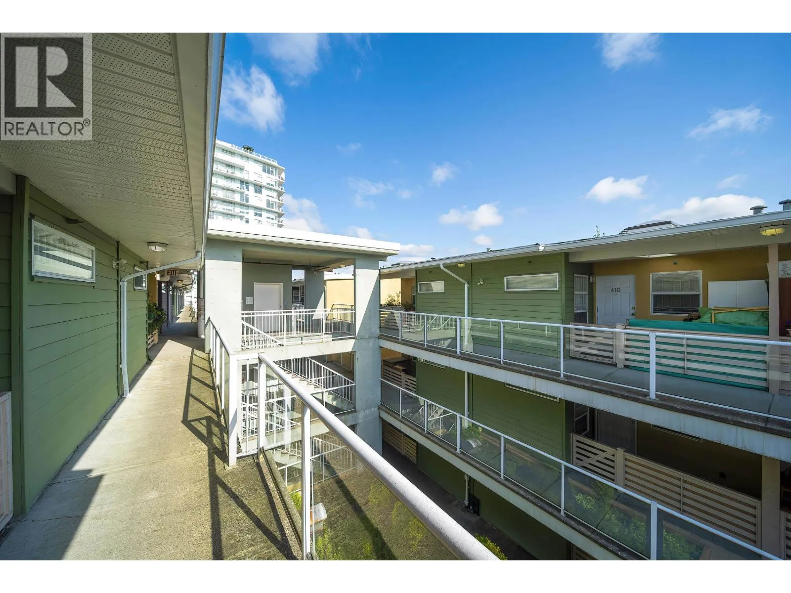 Apartment for rent: 416 2238 Kingsway, Vancouver, British Columbia V5N 2T7