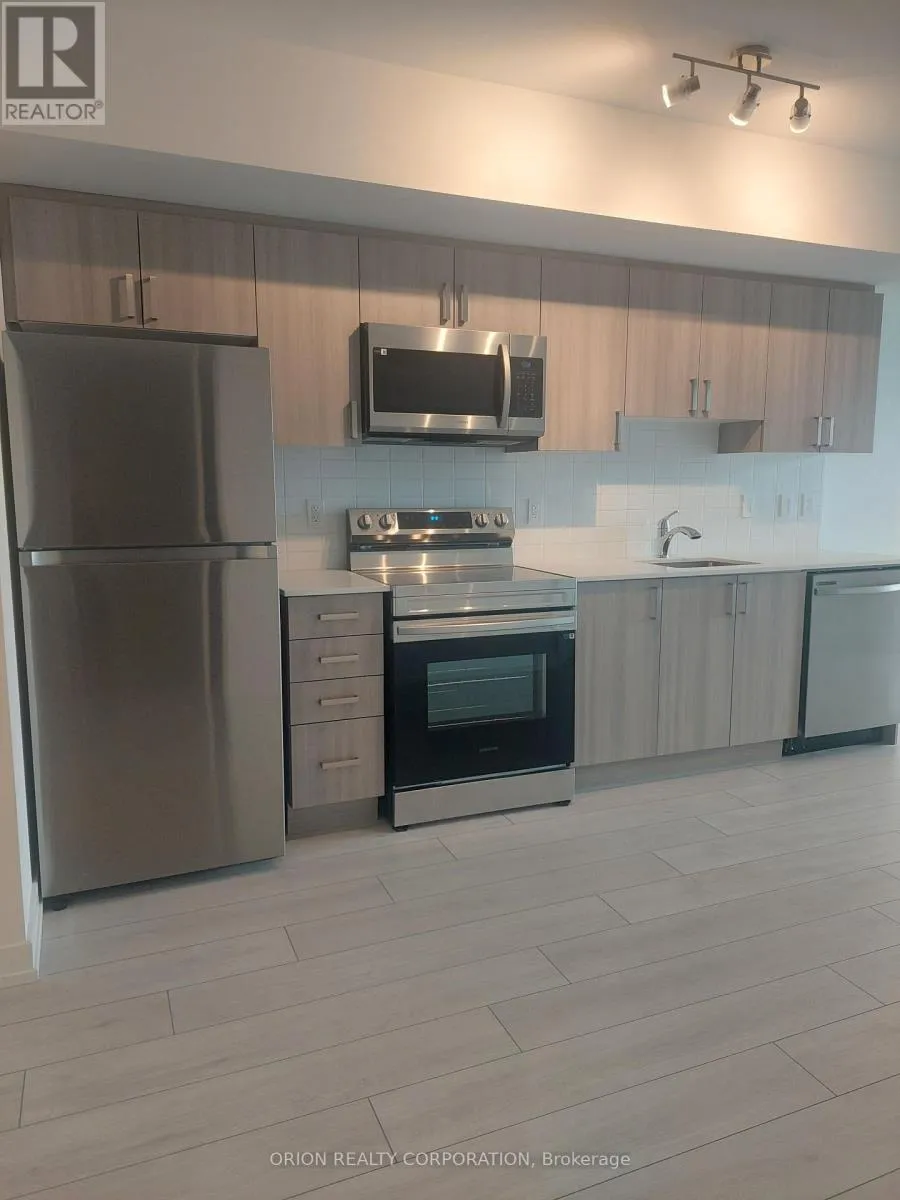 Apartment for rent: 416 - 556 Marlee Avenue, Toronto, Ontario M6B 0B1