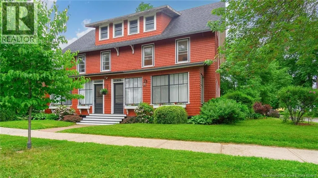 Multi-Family for rent: 416-418 University Avenue, Fredericton, New Brunswick E3B 4J3