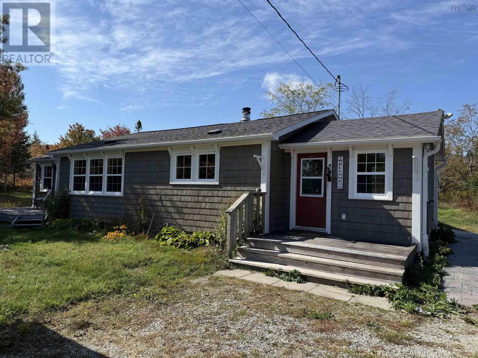 House for rent: 4167 Sandy Point Road, Jordan Bay, Nova Scotia B0T 1W0