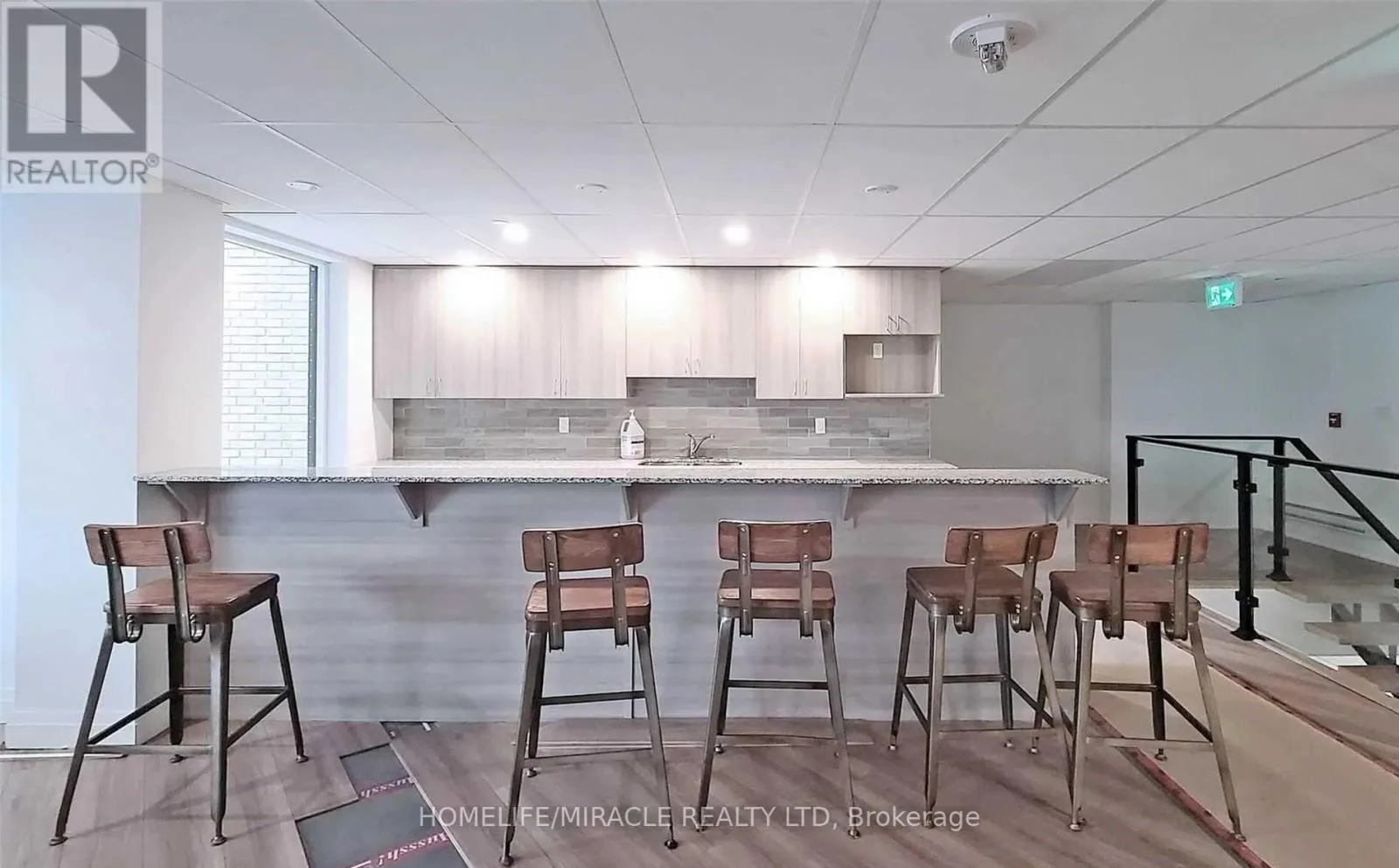 Apartment for rent: 417 - 1 Falaise Road, Toronto, Ontario M1E 0B9