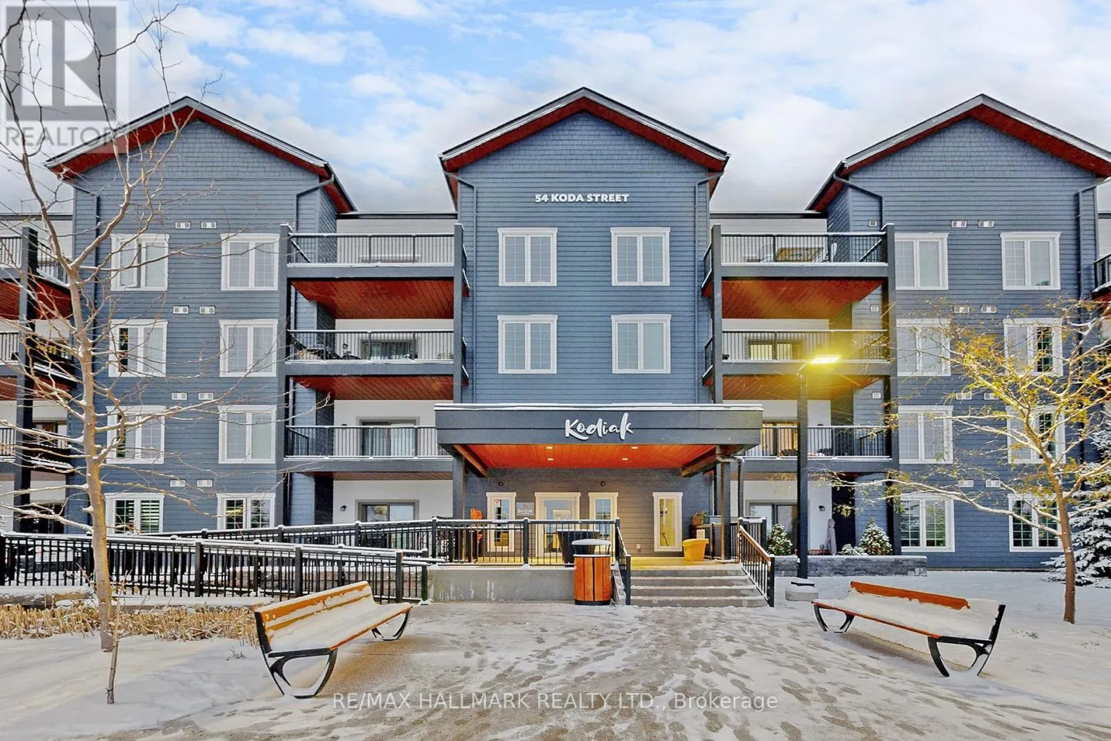 Apartment for rent: 417 - 54 Koda Street, Barrie, Ontario L9J 0J6