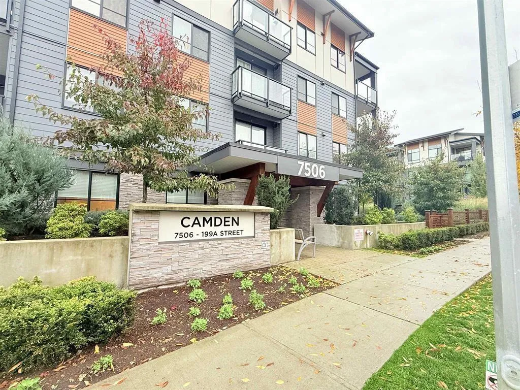 Apartment for rent: 417 7506 199a Street, Langley, British Columbia V2Y 3K9