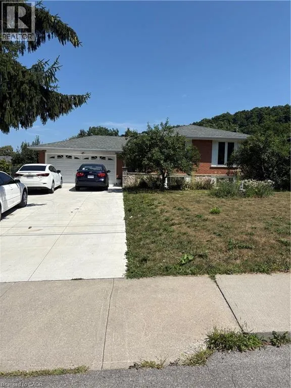 House for rent: 417 Quigley Road, Hamilton, Ontario L8K 5N4