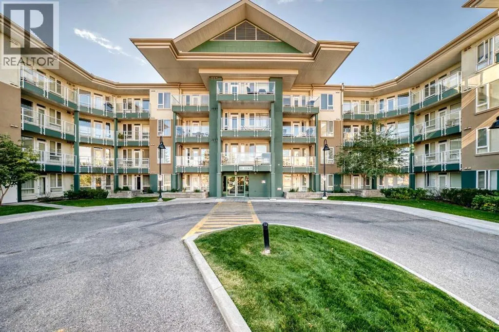 Apartment for rent: 418, 3111 34 Avenue Nw, Calgary, Alberta T2L 0Y2