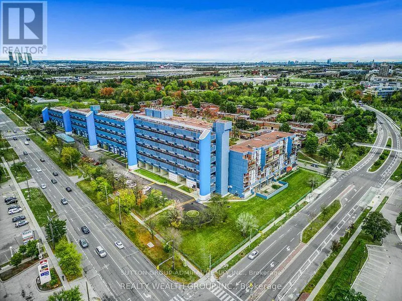 Apartment for rent: 418 - 4673 Jane Street, Toronto, Ontario M3N 2L1