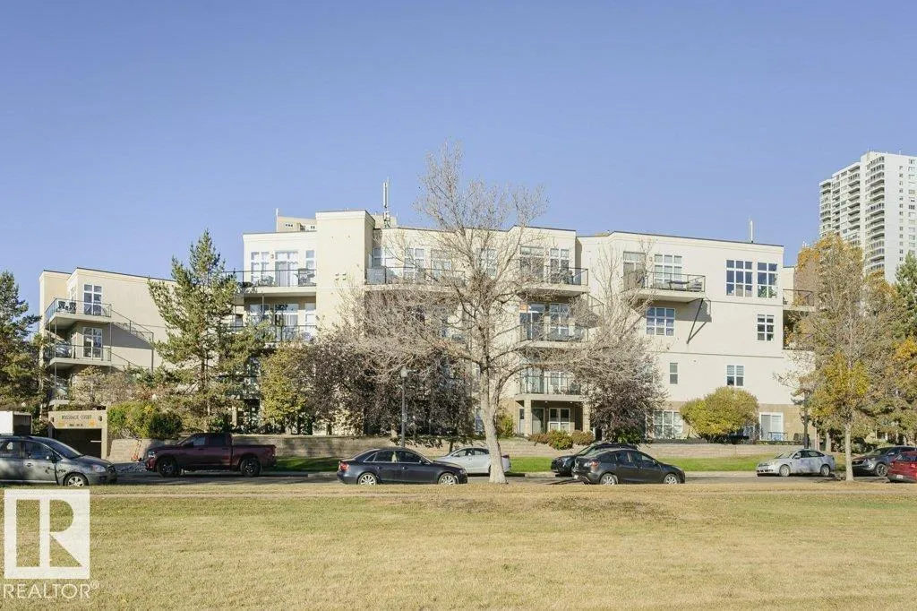 Apartment for rent: #418 9804 101 St Nw, Edmonton, Alberta T5K 2X3