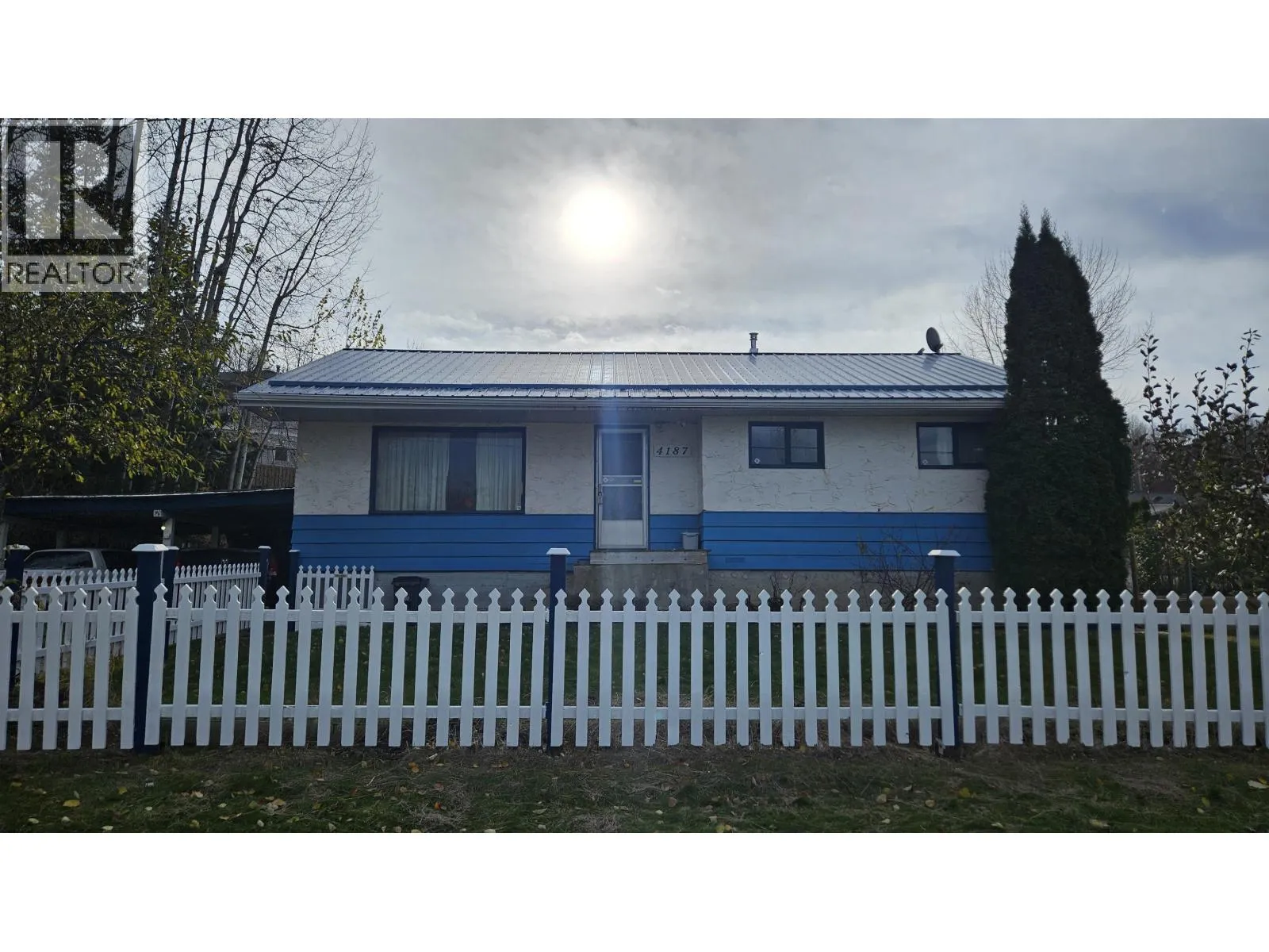House for rent: 4187 Davis Road, Prince George, British Columbia V2N 5L2