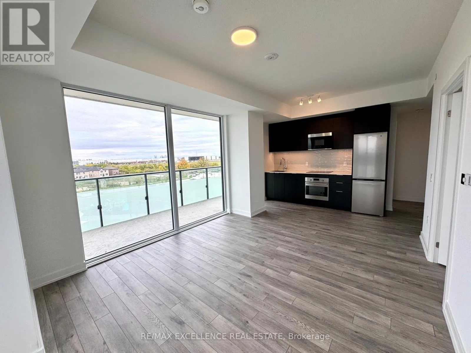 Apartment for rent: 419 - 15 Skyridge Drive, Brampton, Ontario L6P 4S3