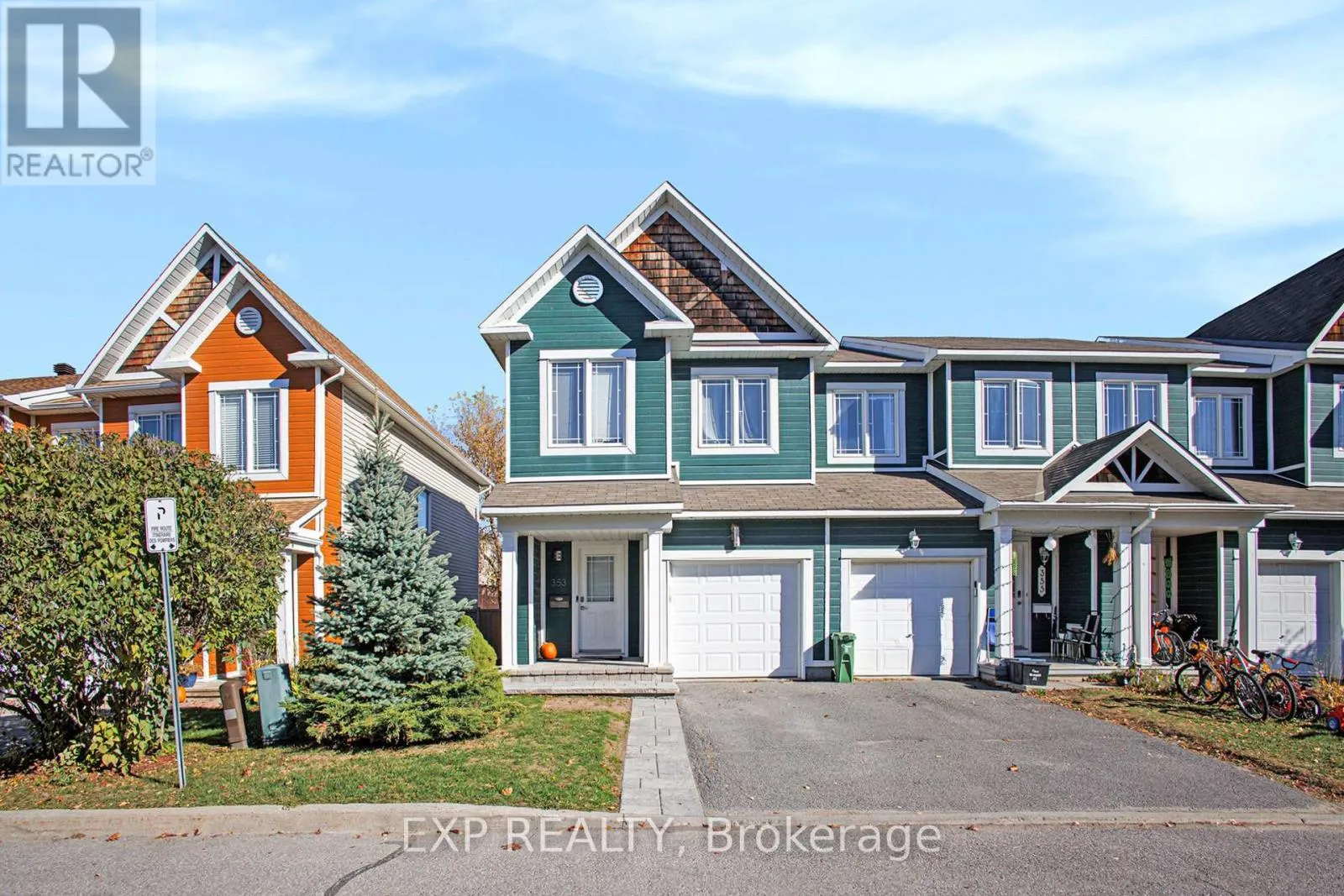 Row / Townhouse for rent: 42 - 353 Hillsboro Private, Ottawa, Ontario K2M 3B1