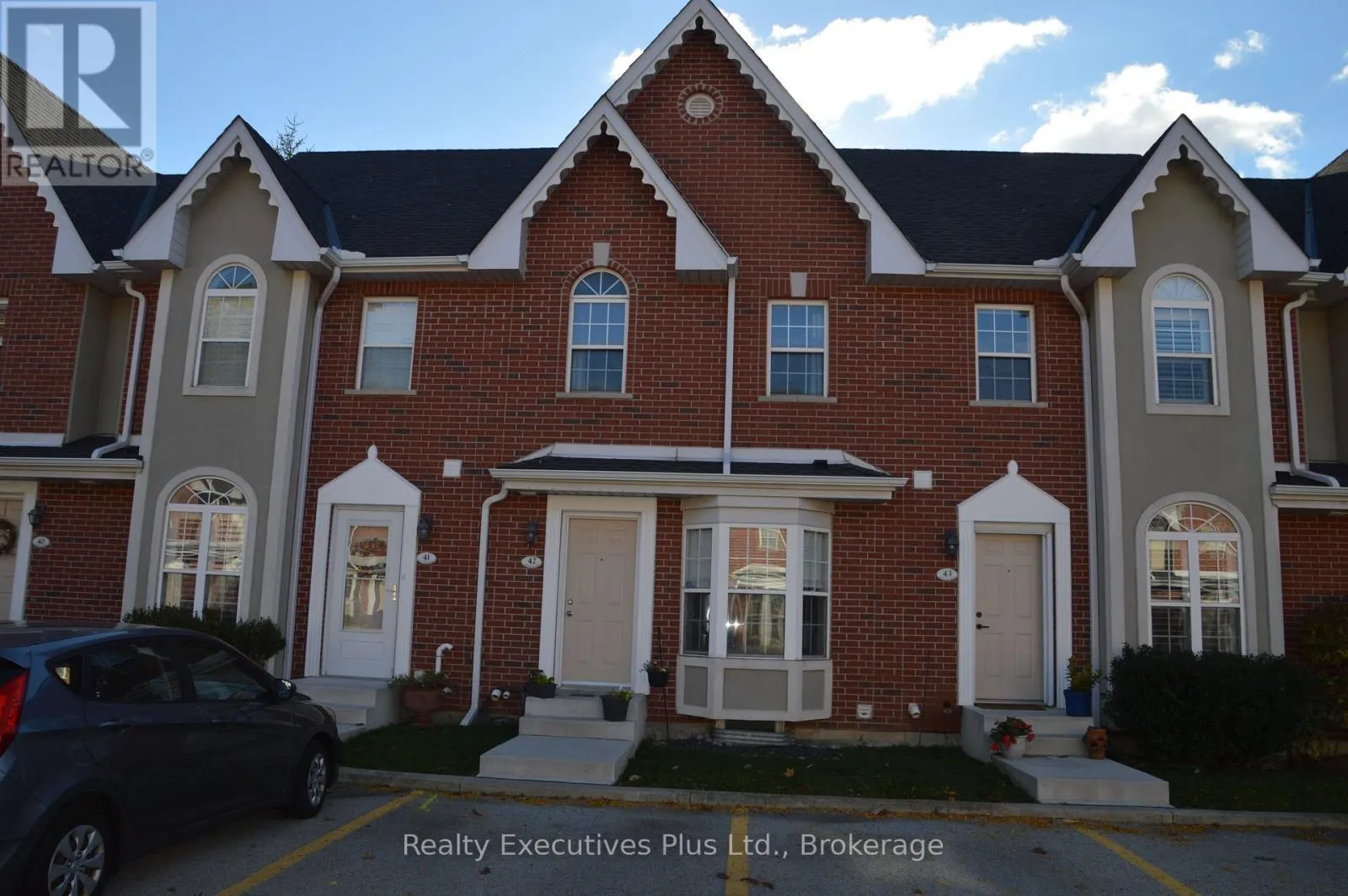 Row / Townhouse for rent: 42 - 4200 Kilmer Drive W, Burlington, Ontario L7M 4Y3