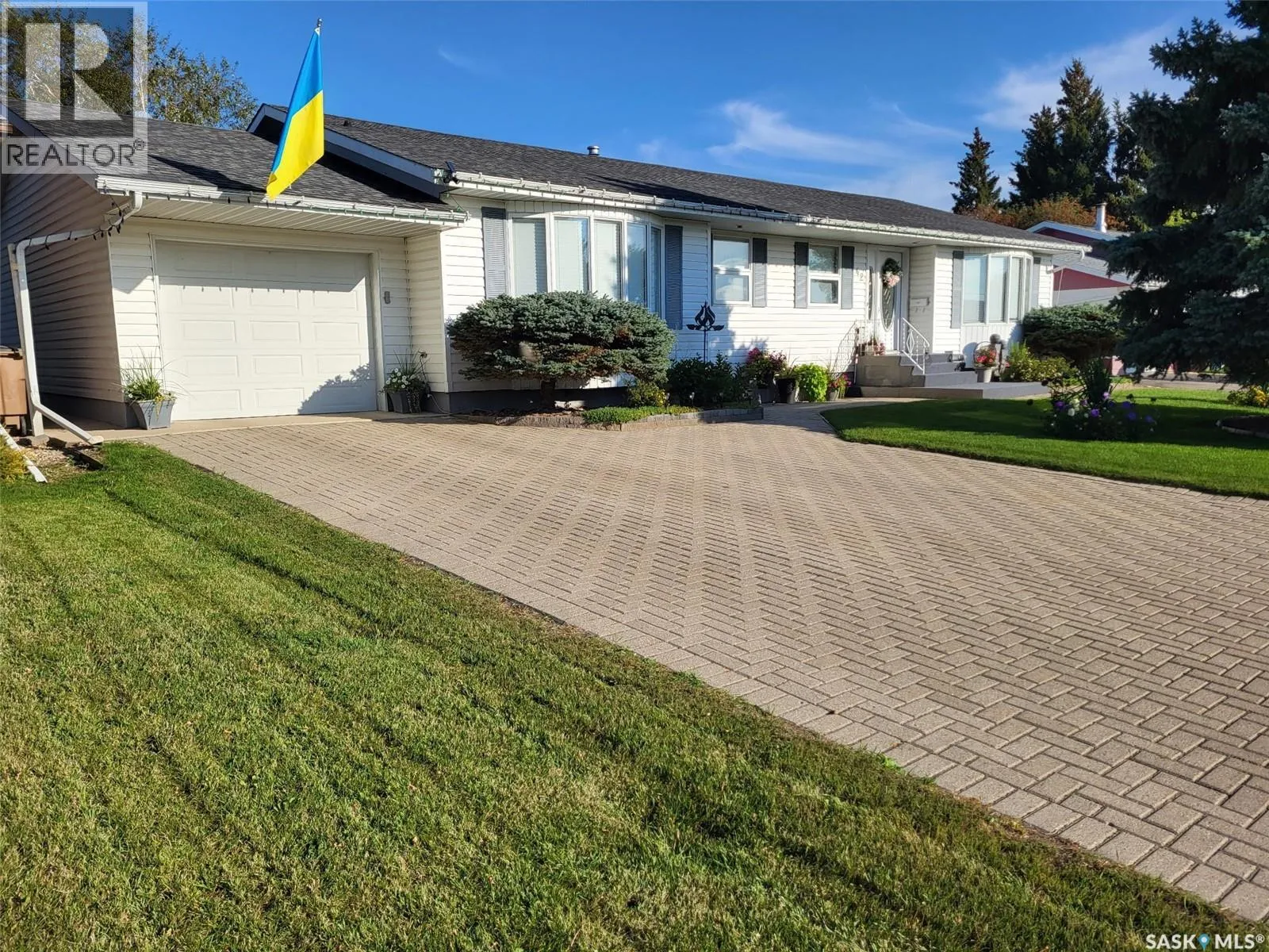 House for rent: 42 7th Street Ne, Wadena, Saskatchewan S0A 4J0