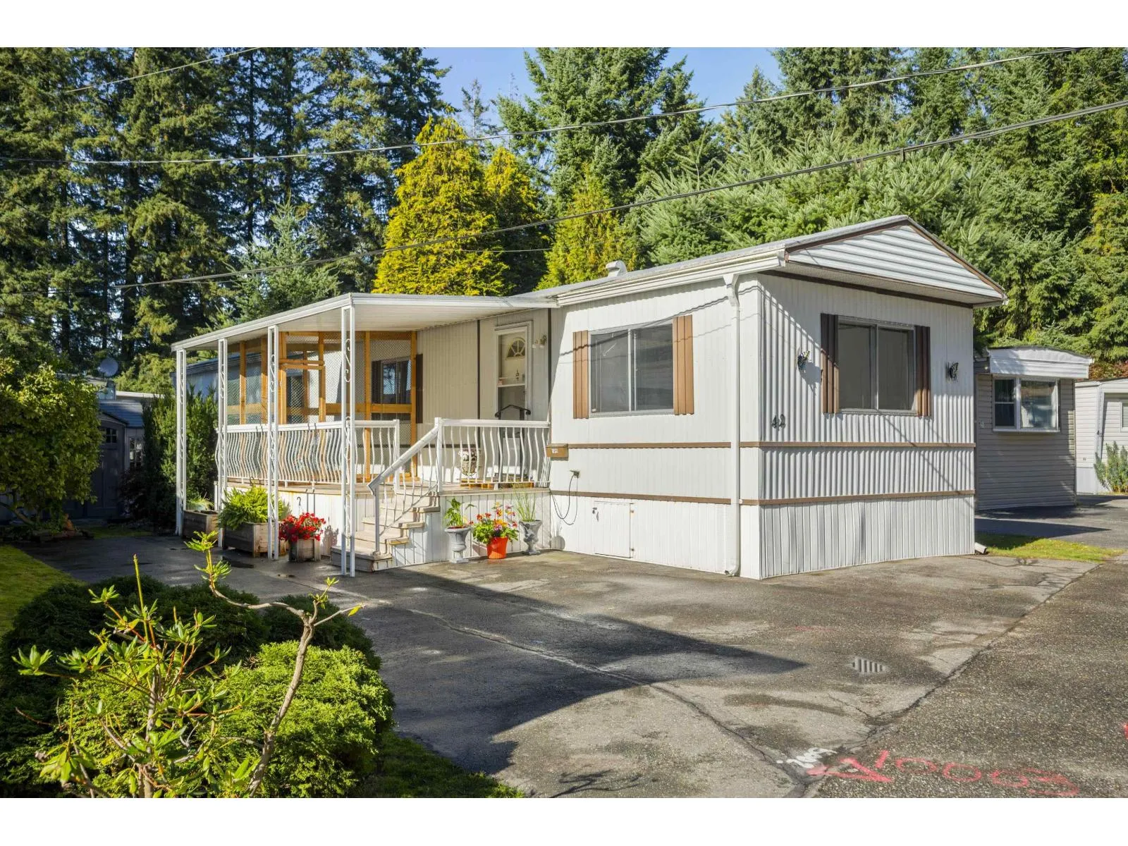 Manufactured Home for rent: 42 9080 198 Street, Langley, British Columbia V1M 3A8