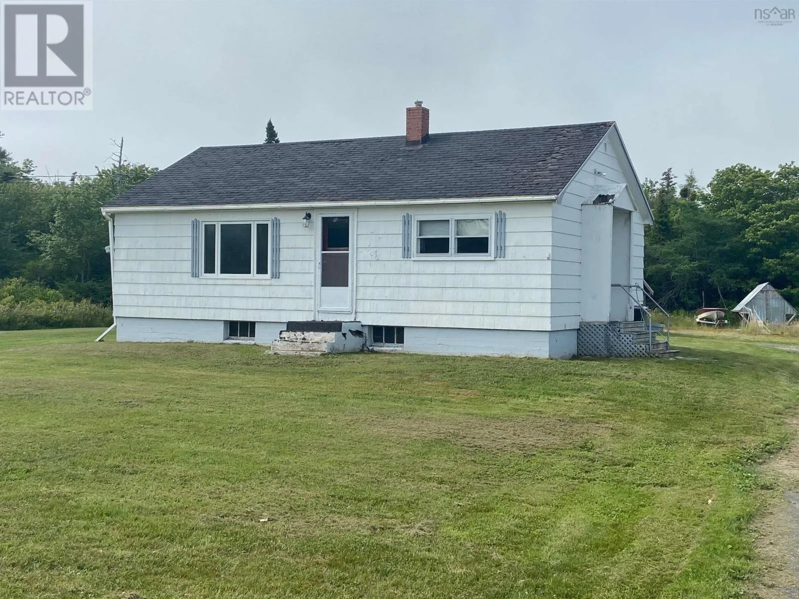 House for rent: 42 Abbotts Harbour Road, Middle West Pubnico, Nova Scotia B0W 3S0