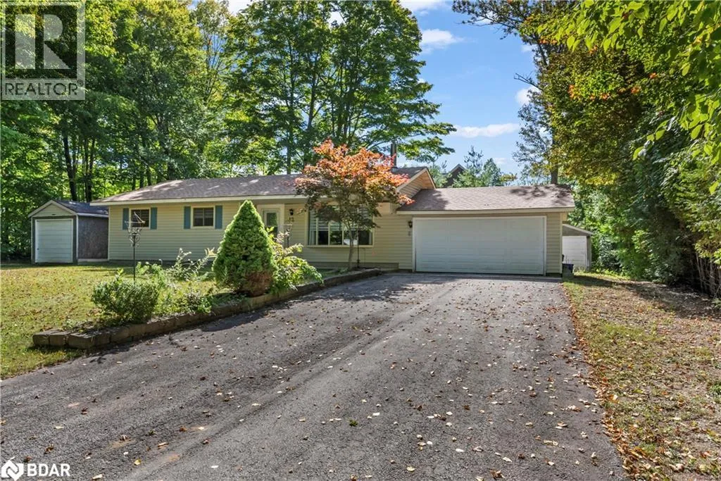 House for rent: 42 Birch Street, Sauble Beach, Ontario N0H 5G0