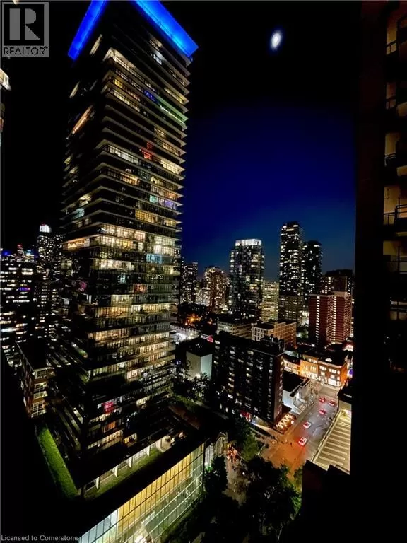 Apartment for rent: 42 Charles Street E Unit# 2206, Toronto, Ontario M4Y 1N3