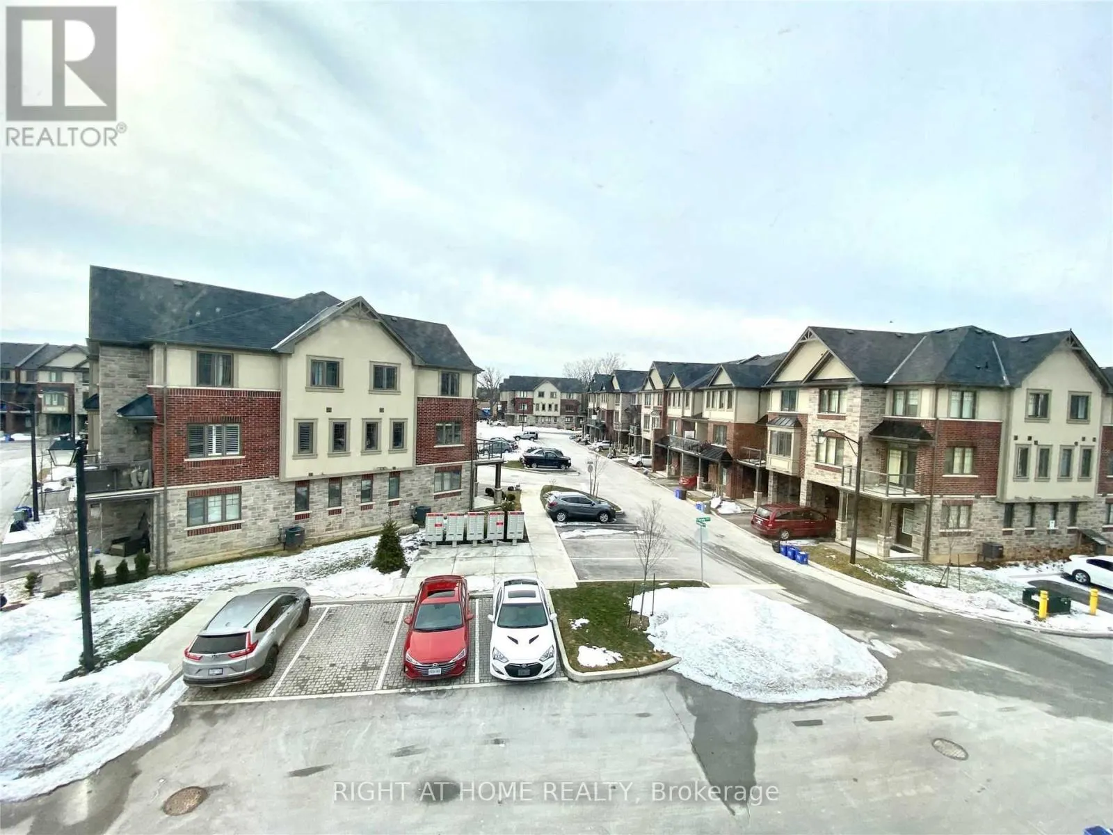 Row / Townhouse for rent: 42 Farley Lane, Hamilton, Ontario L9G 3K9