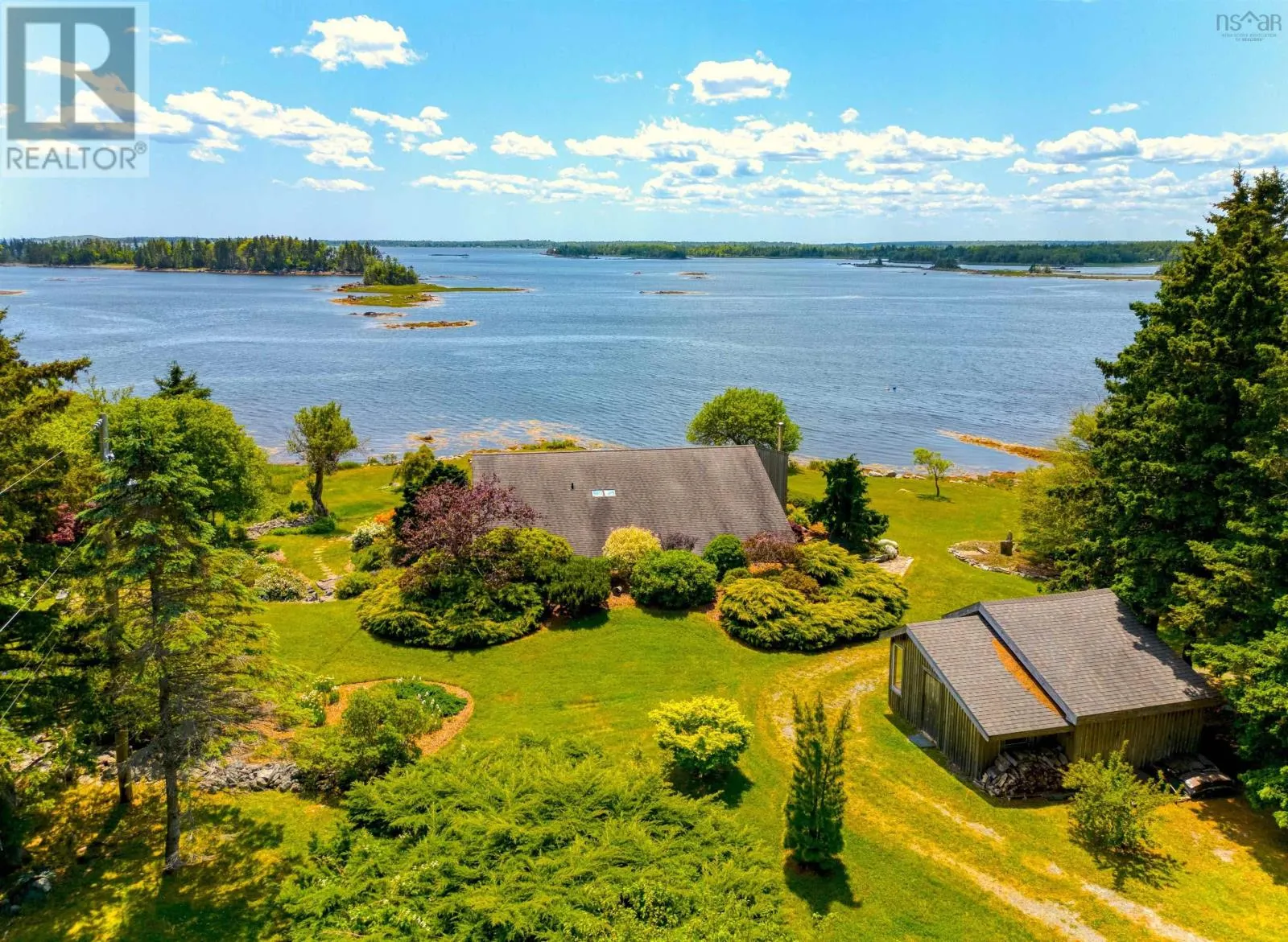 House for rent: 42 Indian Bay Road, Voglers Cove, Nova Scotia B0J 2H0