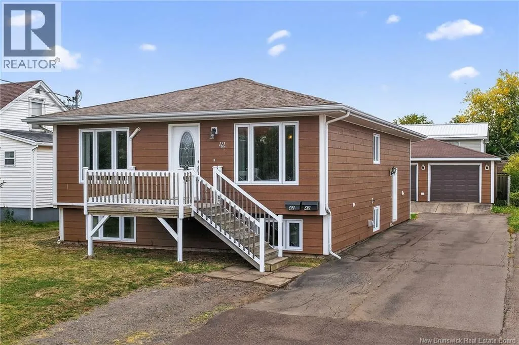 Duplex for rent: 42 Murphy Avenue, Moncton, New Brunswick E1A 4N6