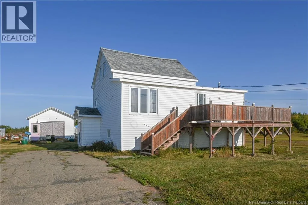 House for rent: 42 Rue Ferron Street, Cap-Bateau, New Brunswick E8T 3E4