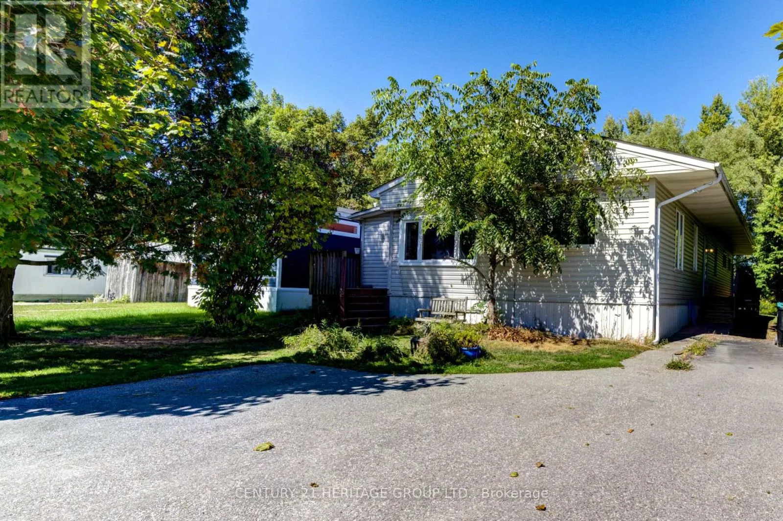 Mobile Home for rent: 42 Shamrock Crescent, Essa, Ontario L0M 1B1