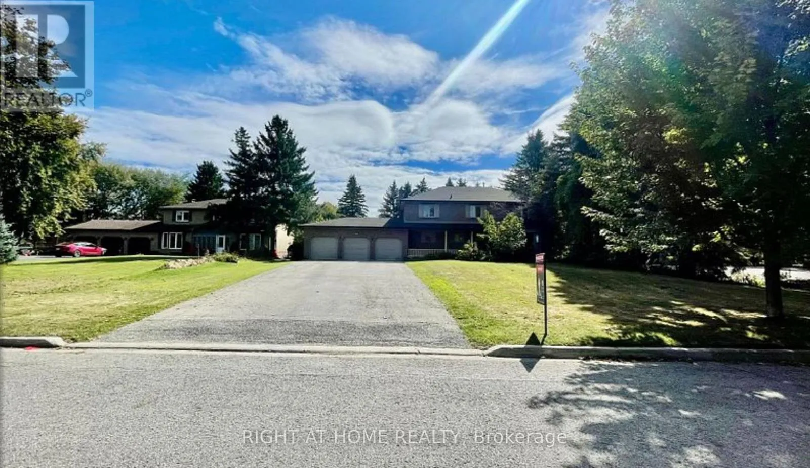 House for rent: 42 William Street, East Gwillimbury, Ontario L0G 1V0