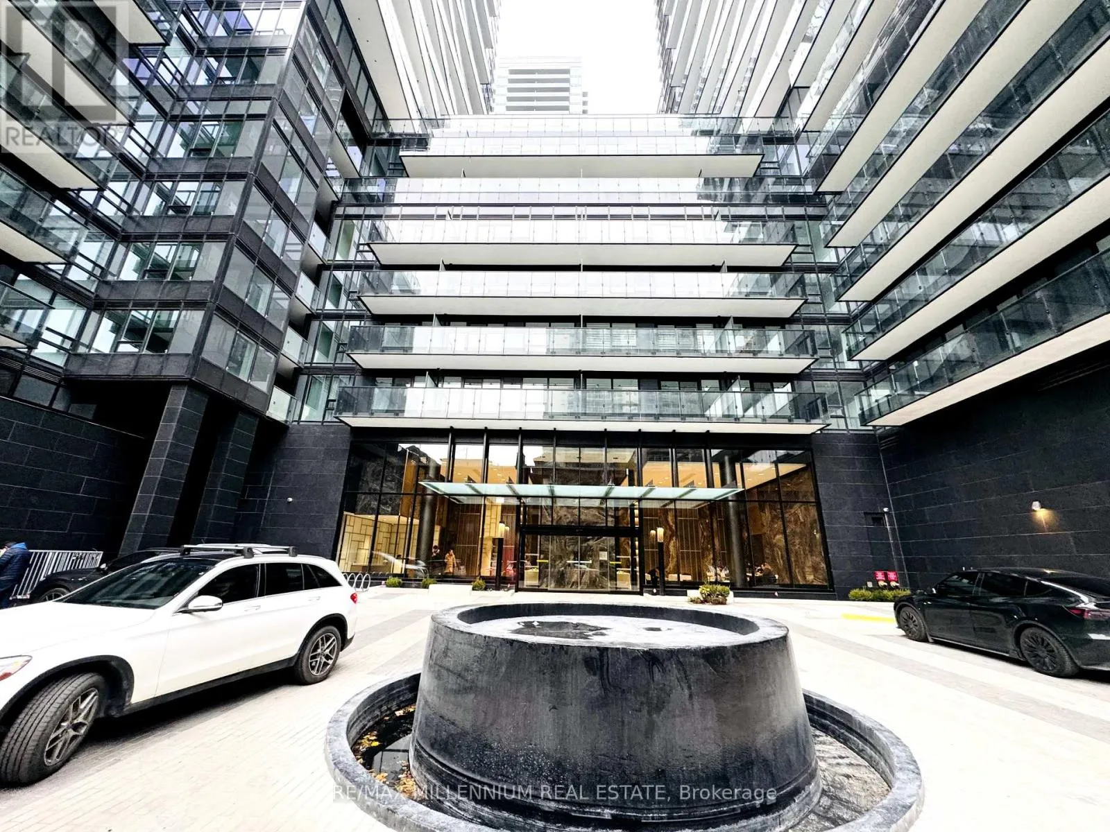 Apartment for rent: 420 - 117 Broadway Avenue, Toronto, Ontario M4P 1V3