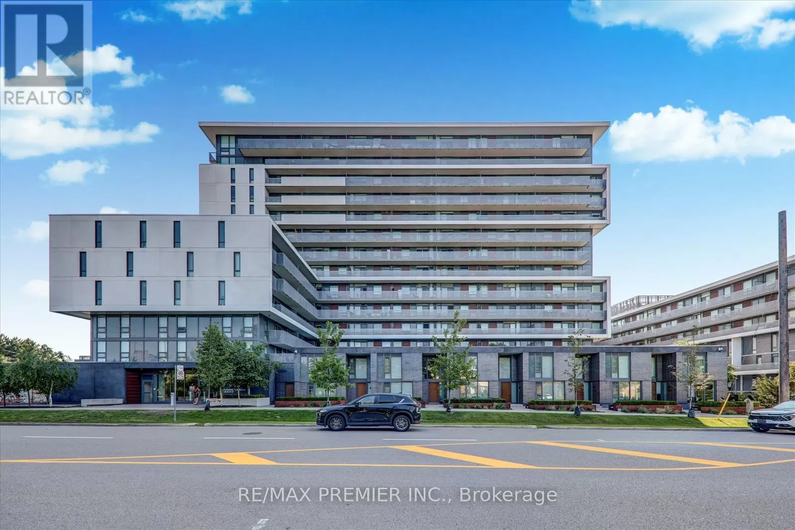 Apartment for rent: 420 - 160 Flemington Road, Toronto, Ontario M6A 0A9