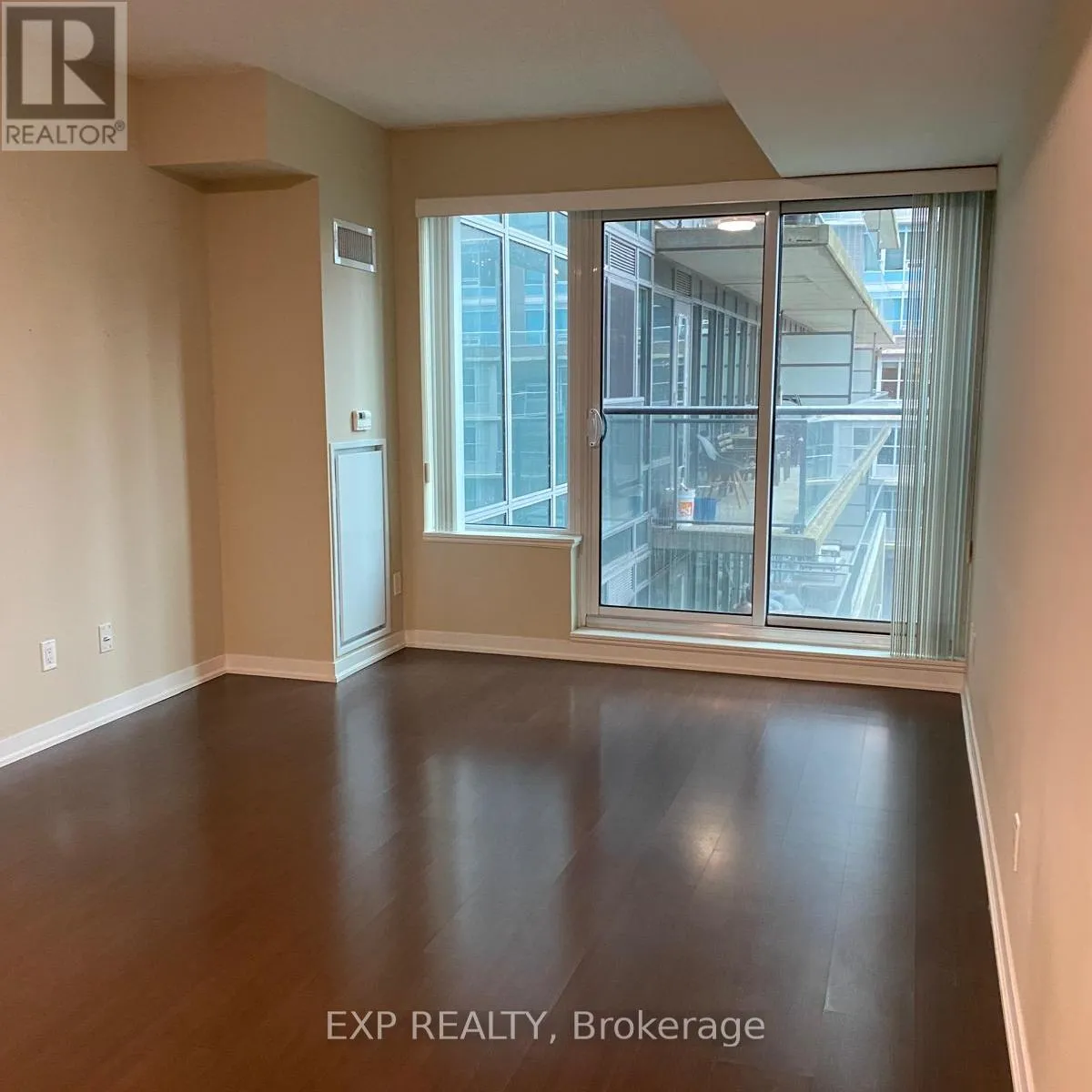 Apartment for rent: 420 - 55 East Liberty Street, Toronto, Ontario M6K 3P9